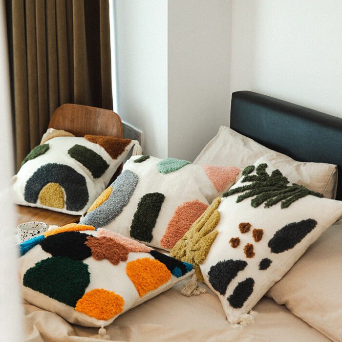 BLOBS Pillow Cove